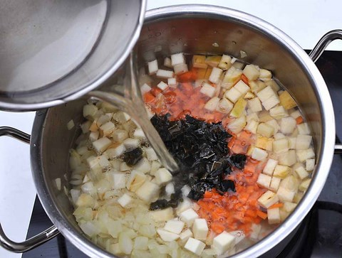 recette soupe oignons navets ânais carottes