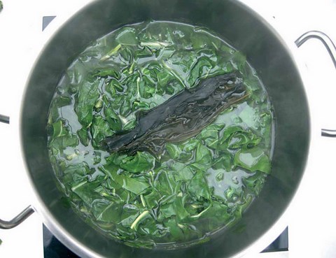 recette soupe oignons bettes